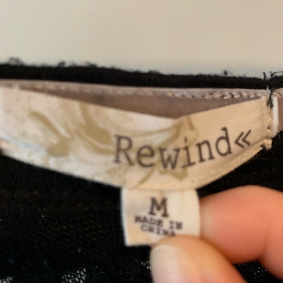 Flowy Black Long sleeve - Picture 5 of 6